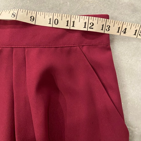 Harper & Gray Size S Silky Pleated Front Elastic Waist Burgundy Zip Midi Skirt - Picture 12 of 12